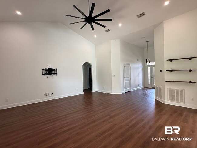 10510 Dunmore Dr