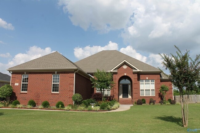Photo - 117 Sam Houston Cir NW Casa