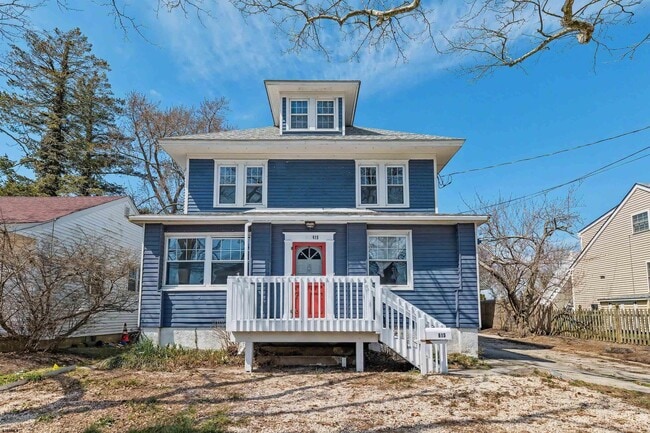 Photo - 615 Shore Rd