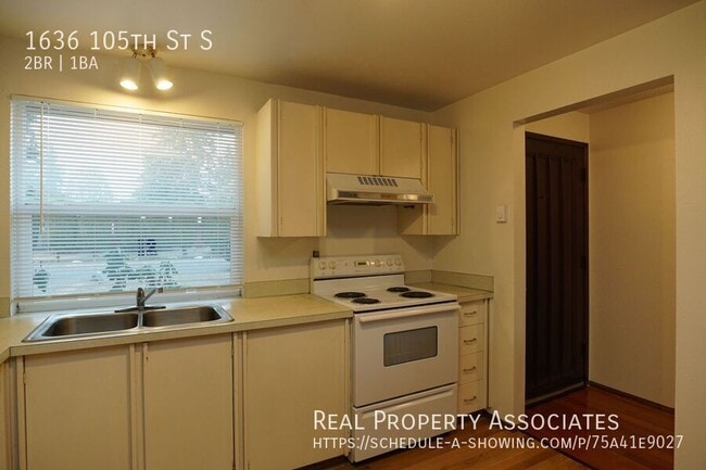 Photo - 1636 105th St S