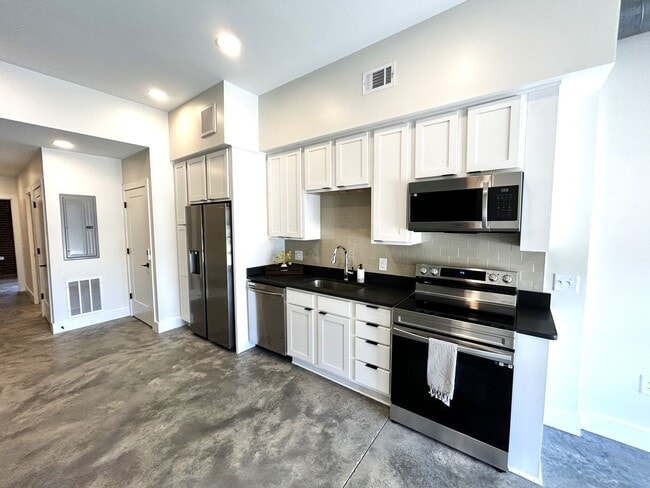 Photo - Hemlock Lofts