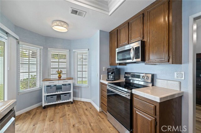 Photo - 14 Aldergrove