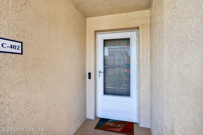 606 Shorewood Dr Unit C402