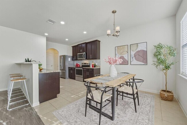 Photo - 13313 Harry S Truman Dr