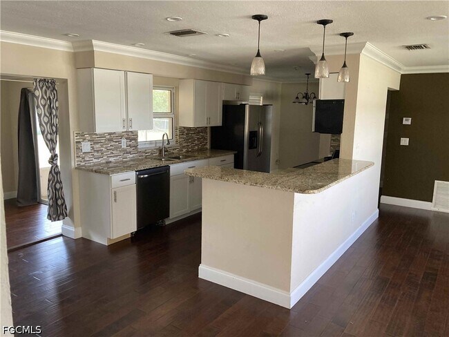 Photo - 724 Sesame Ct