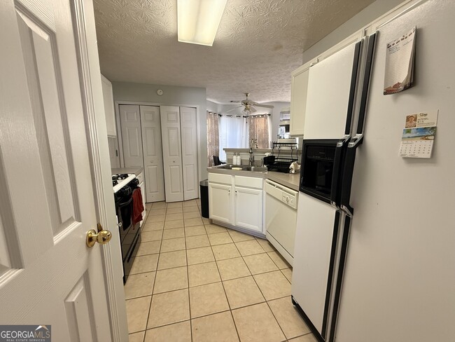 Photo - 10411 Tobano Trail