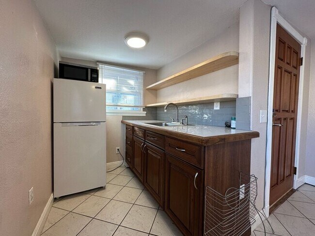 Photo - 3035 1/2 W 64th Ave