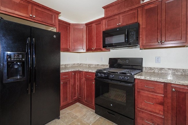 Photo - Stephanie Court at Wescott Rule