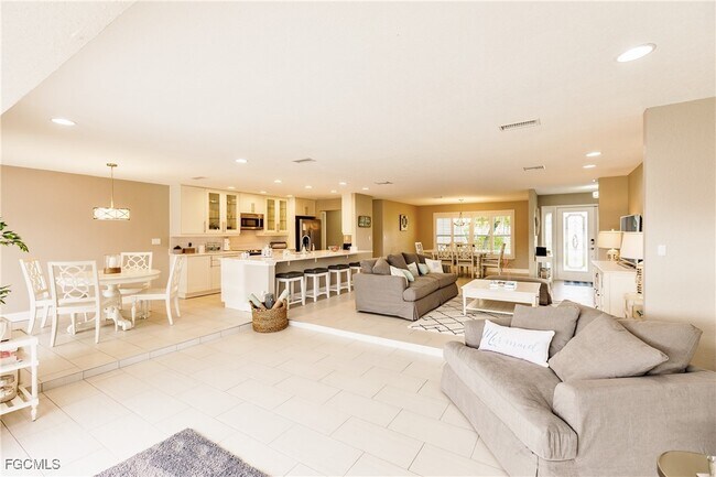 Photo - 1424 Windsor Ct