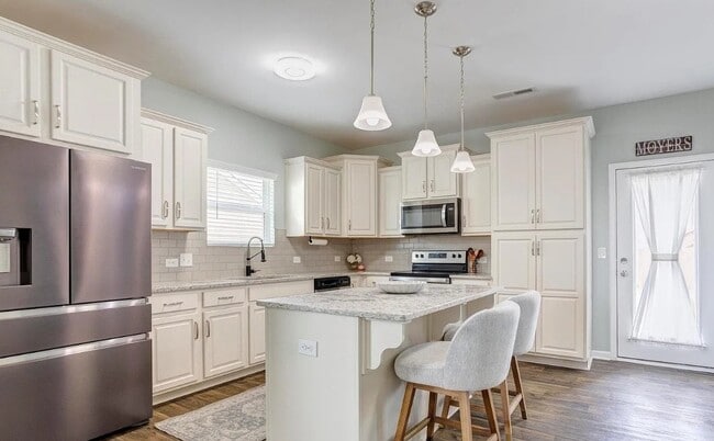 Photo - 1077 River Haven Ave SW