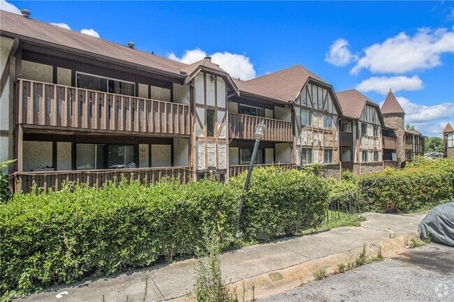 Building Photo - 112 Camelot Dr Rental