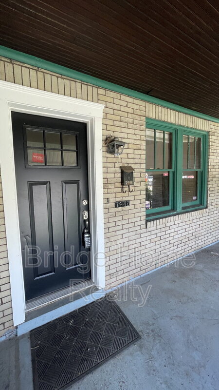 Photo - 7442 Irvine St