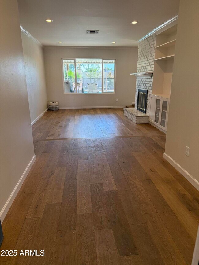 Photo - 5401 E Beck Ln