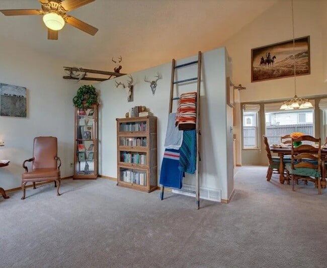 Photo - 6151 Oakwood Blvd