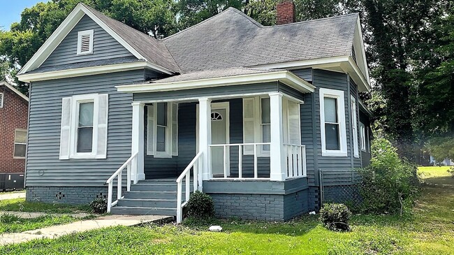 Charming Craftsman Bungalow in Decatur, AL... - Charming Craftsman Bungalow in Decatur, AL... Casa