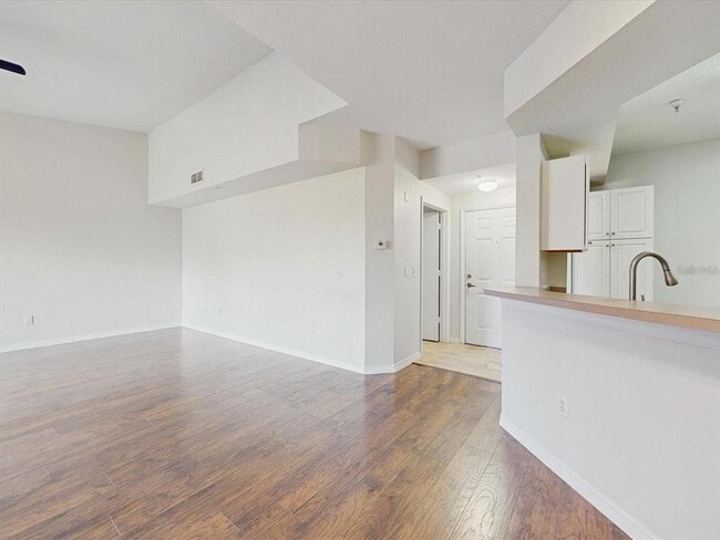 Photo - 5578 Metrowest Blvd Unidad 203