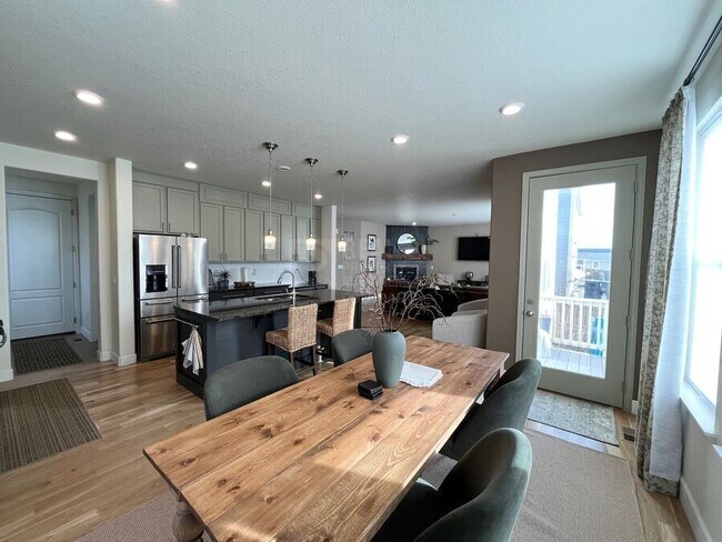 Photo - 13360 Olive St