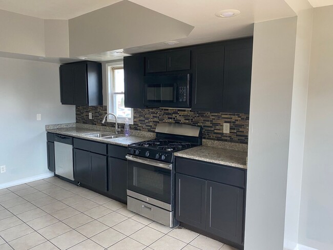 Photo - 4 bed -room house