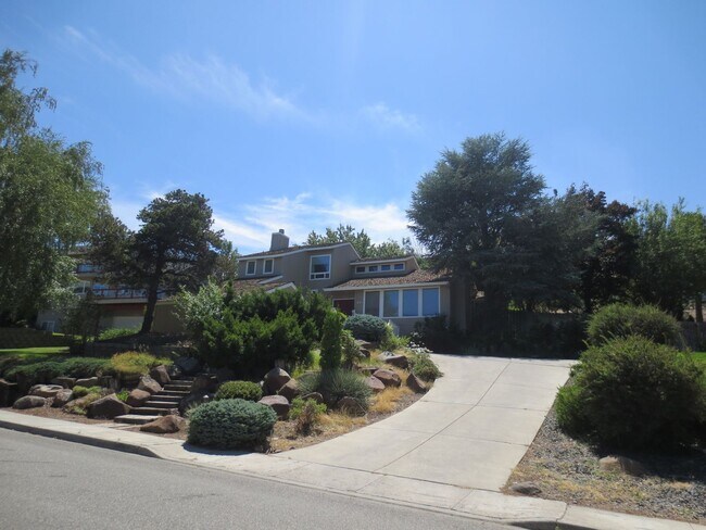 Photo - *360 TOUR AVAILABLE* Split-Level House wit...