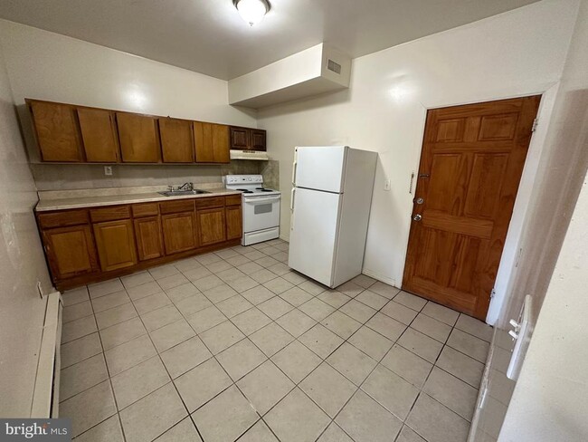 Building Photo - 2751 Germantown Ave Rental