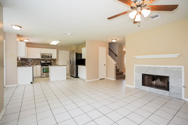 Photo - 8234 Worthington Dr House