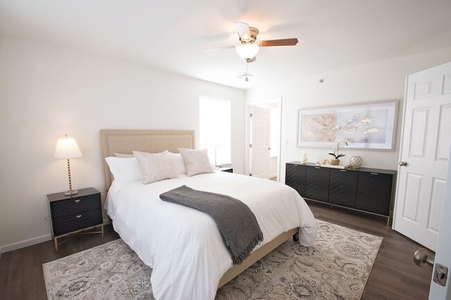 Photo - Apartments On Main