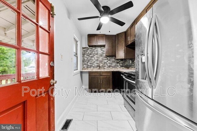 Photo - 215 Cleveland Ave