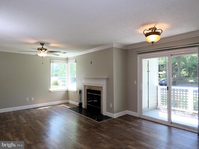 Photo - 11701 Summerchase Cir Unidad A