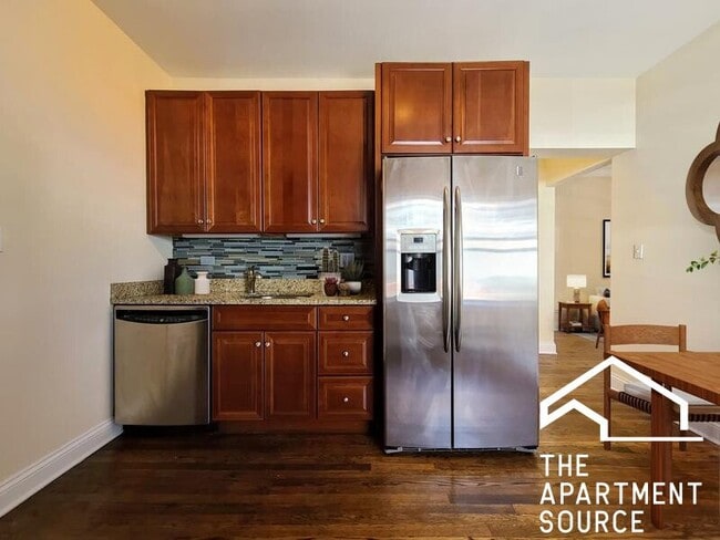 Photo - 750 W Addison St Unit GDN