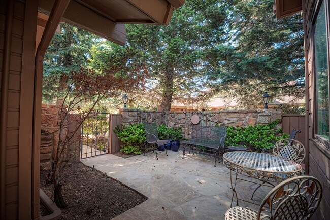 Photo - 3570 Camels Ridge Ln