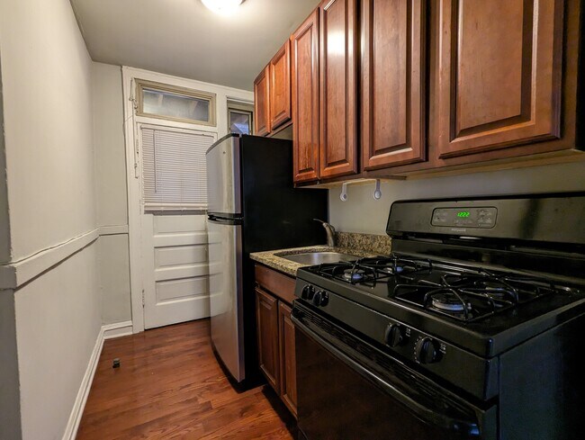 Photo - 542 W Surf St Unit 542-2S