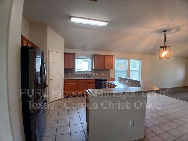 Photo - 7609 Cold Springs Dr