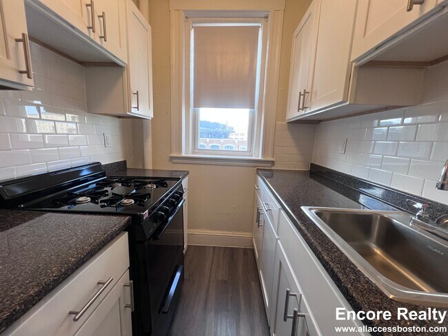 1179 Boylston St Unit 35