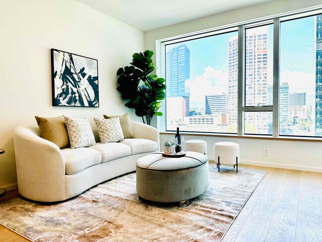Photo - 889 Francisco St Condo Unit 1811