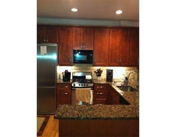 Photo - 188 W 7th St