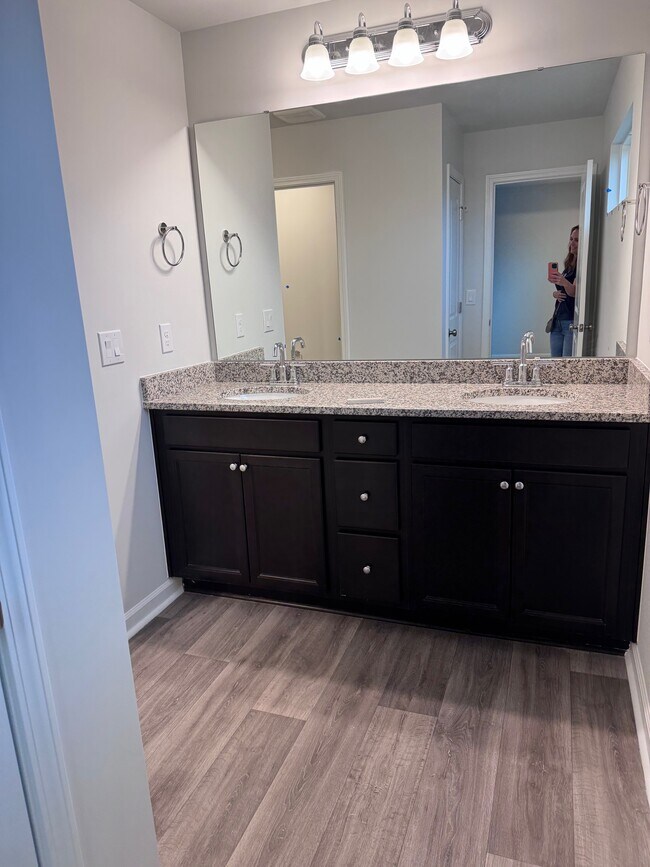 Photo - 4555 Dillon Mill Dr