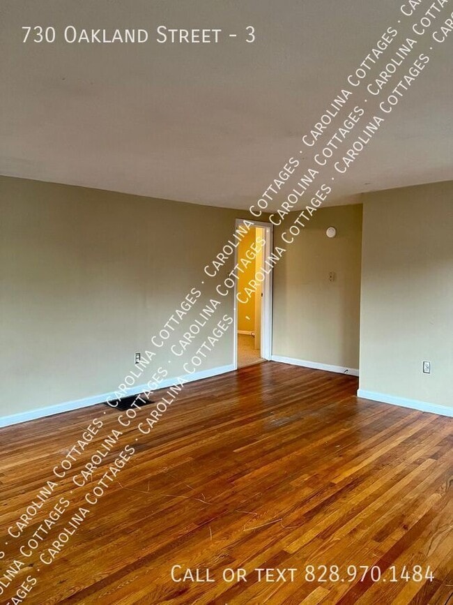 Building Photo - 730 Oakland St