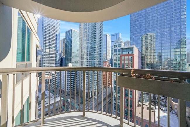 Photo - 400 N La Salle Dr Unit 4507