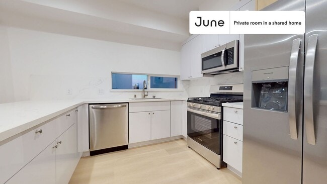 Photo - Room in Shared 5 bed/4 bath home Unit B
