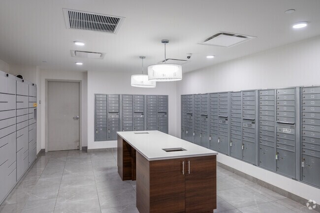 Sala de correo - Euclid Grand