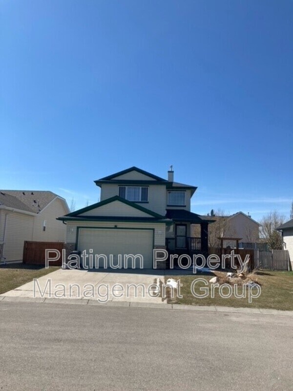 Photo - 509 Diamond Crescent