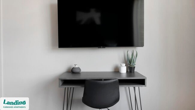 Photo - 1090 Haysboro Ave Unidad 204