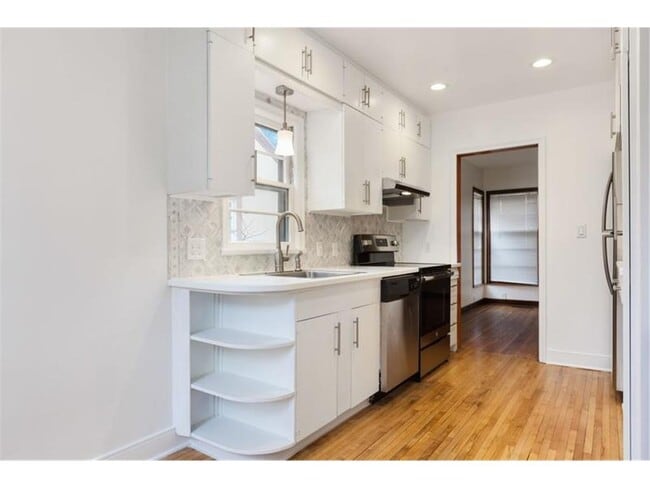 Photo - 5449 42nd Ave S