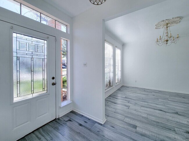 Photo - NICE 4 BEDROOM 2 BATH LEASE HOME WITH 2327 SF