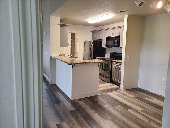 Photo - 8911 Manor Loop Unit 205