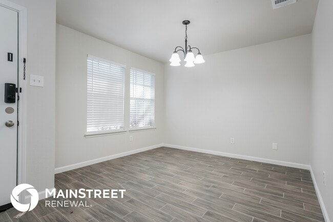 Photo - 2213 Midbury Dr