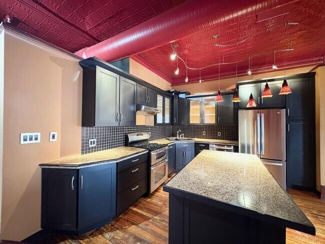 Photo - 318 N Main St Unidad A