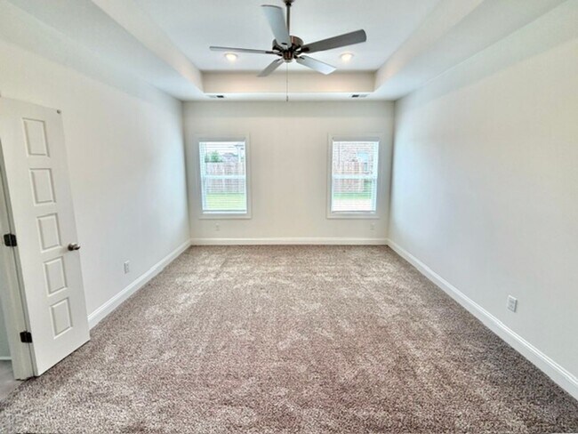 Photo - DouglasDrive5301 Unit 1