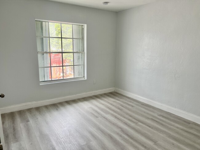 Photo - 1648 NW 35th St Condo Unit 7