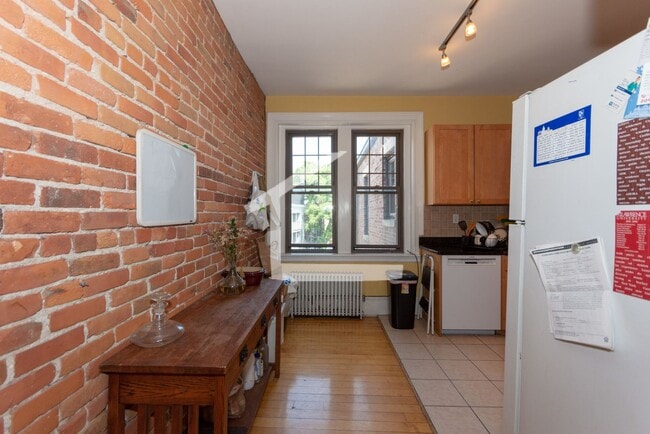 Photo - 1169 Commonwealth Ave